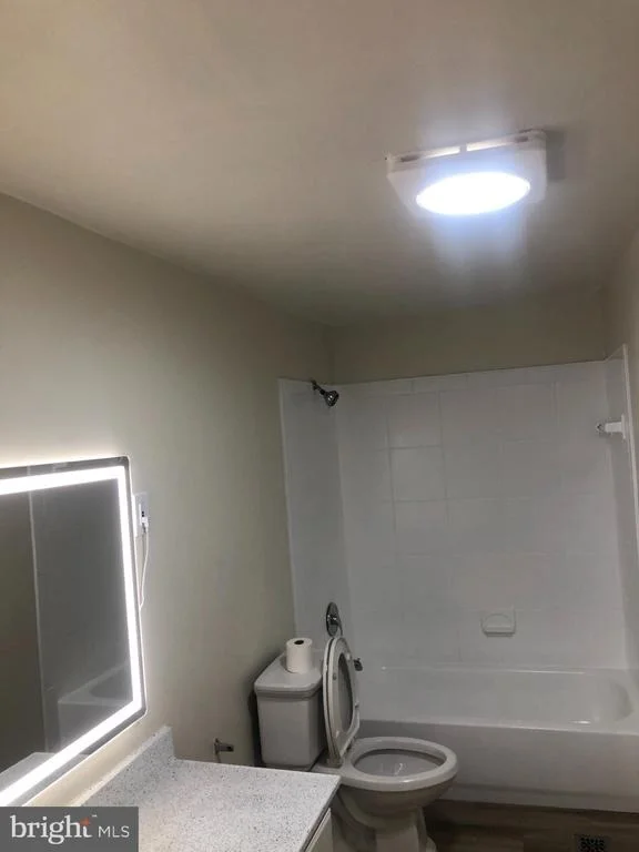 Photo of 516 MENTOR AVENUE