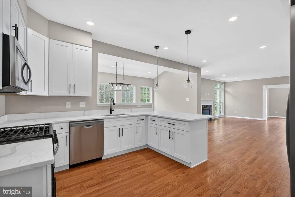 Photo of 7117 INTREPID LANE