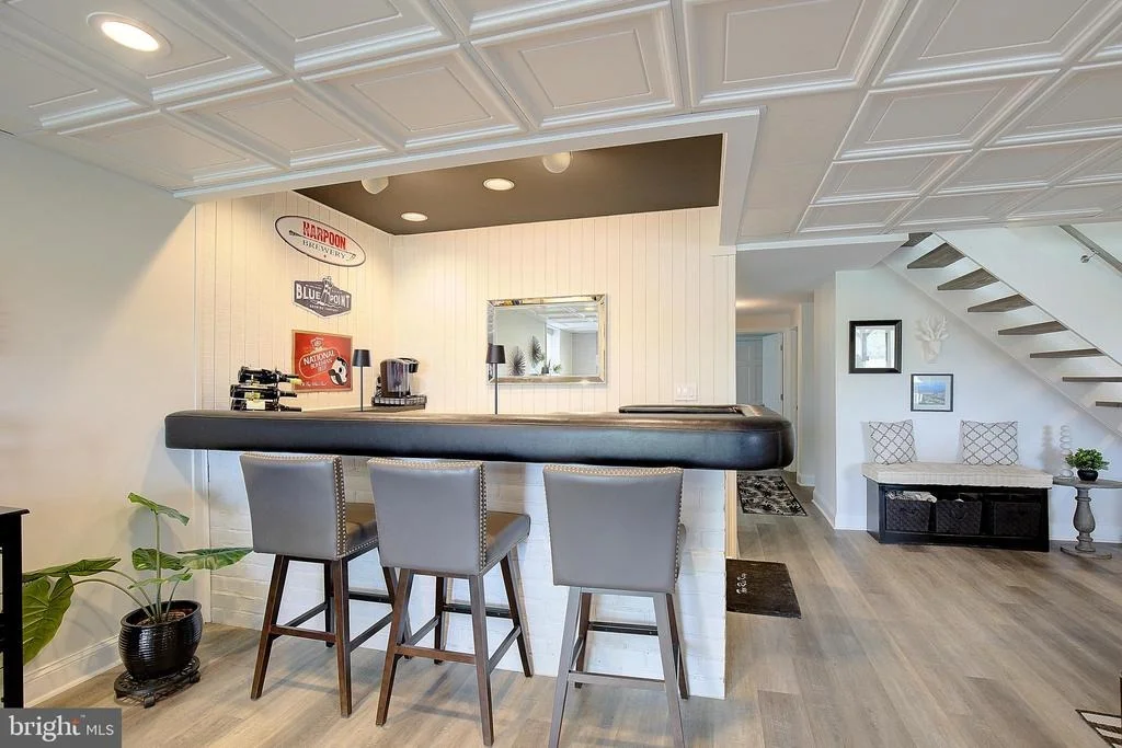 Photo of 1164 OAK VIEW DRIVE