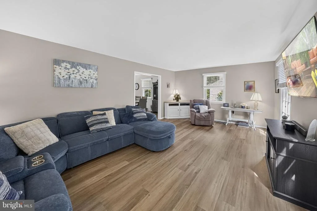 Photo of 11 RIVERVIEW DRIVE