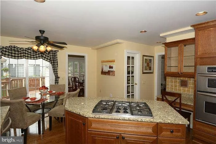 Photo of 11916 PARKSIDE DRIVE
