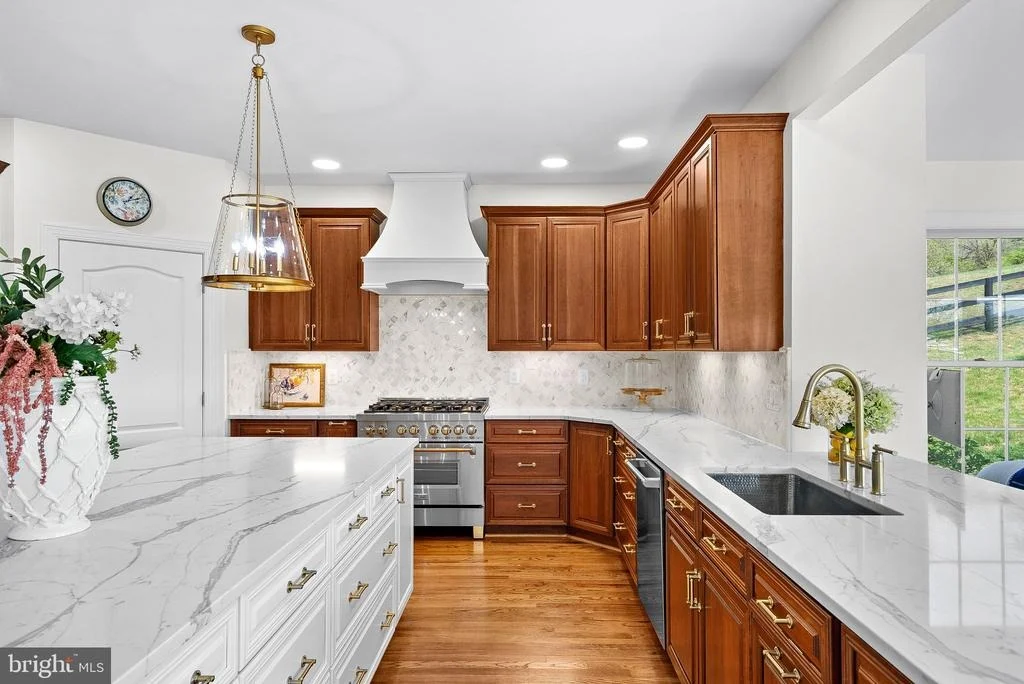 Photo of 15064 BARLOW DRIVE