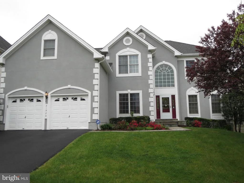 Photo of 21920 MANOR CREST LANE