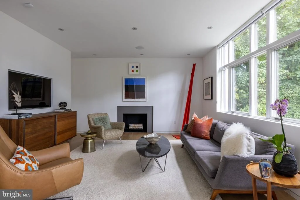 Photo of 6016 CHESTERBROOK ROAD