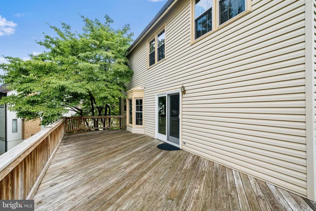 Photo of 6011 BURNSIDE LANDING DRIVE