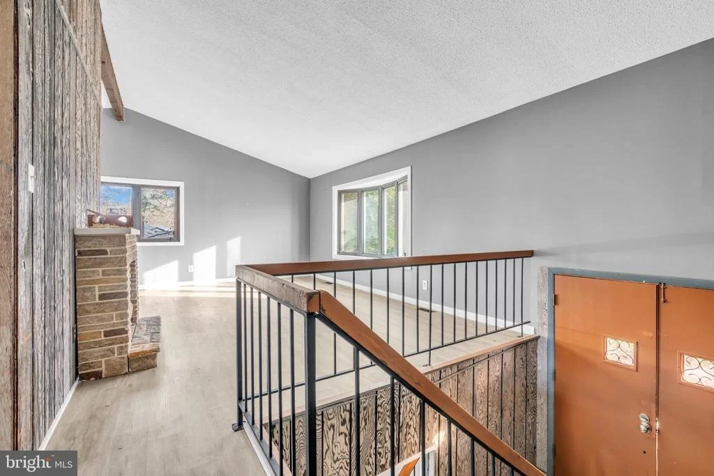 Photo of 22 PERSHING LANE