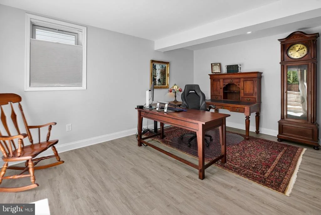 Photo of 18117 WEAVERS MILL LANE