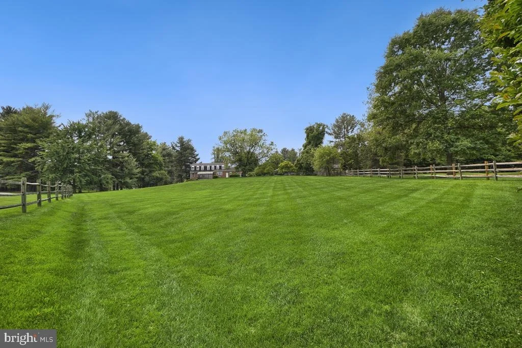 Photo of 10717 RIVER ROAD