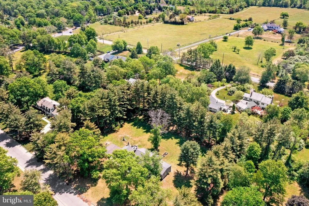 Photo of 5 SKYFIELD DRIVE