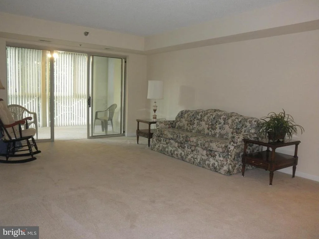 Photo of Unit 305 at 14809 PENNFIELD CIRCLE