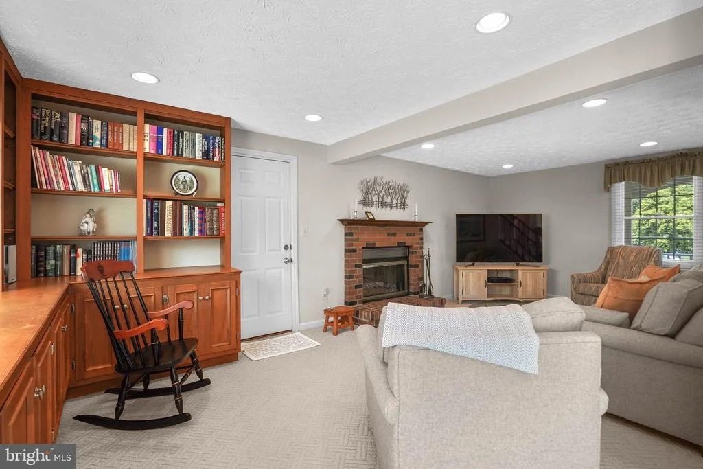 Photo of 4008 SHALLOW BROOK LANE