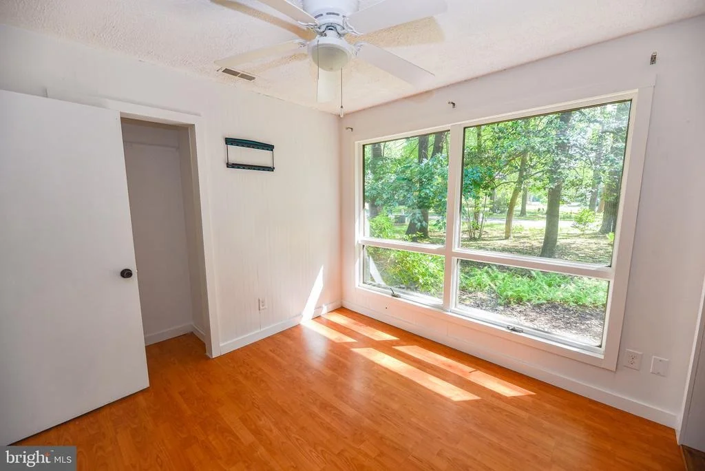 Photo of 39 N PRIMROSE LANE