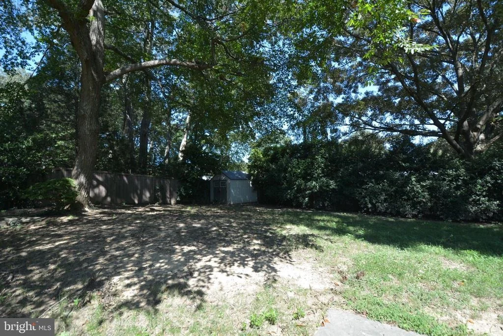 Photo of 8709 HIGHGATE ROAD