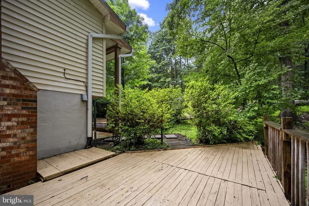 Photo of 11039 TIMBERVIEW DRIVE