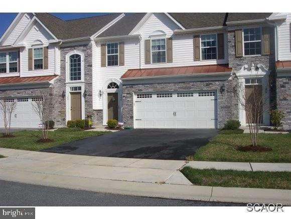 Photo of Unit 10 at 104 AUGUSTA DRIVE