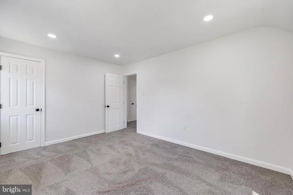Photo of 4202 BARRINGTON ROAD