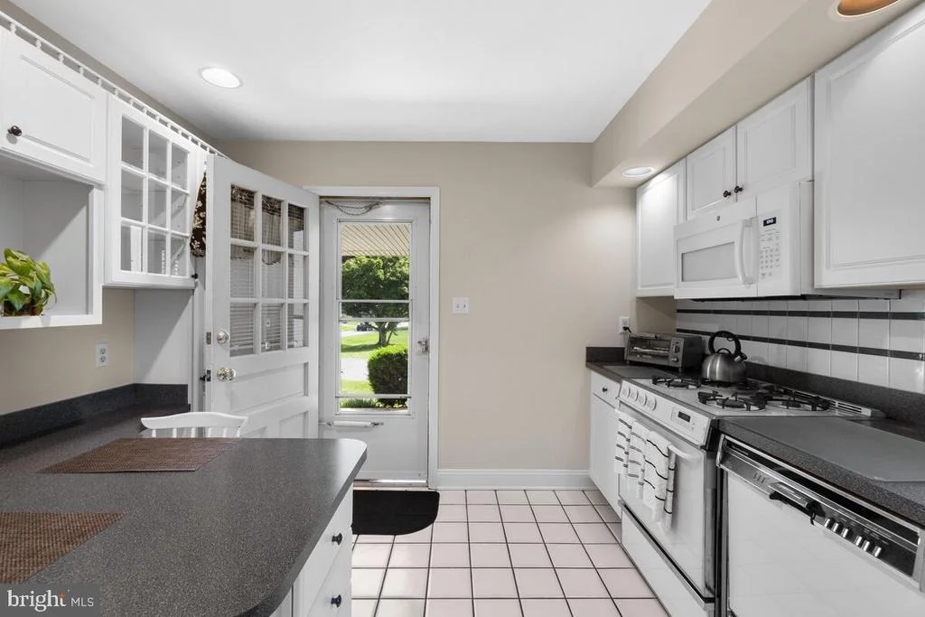 Photo of 3324 LLEWELLYN FIELD ROAD