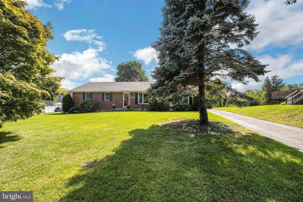 Photo of 9458 DAMASCUS ROAD