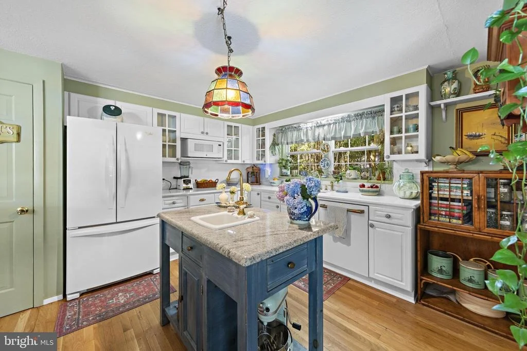 Photo of 410 ABSECON TERRACE