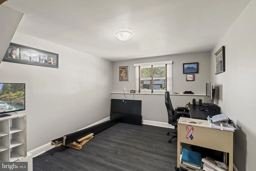 Photo of 409 BRADFORD ROAD