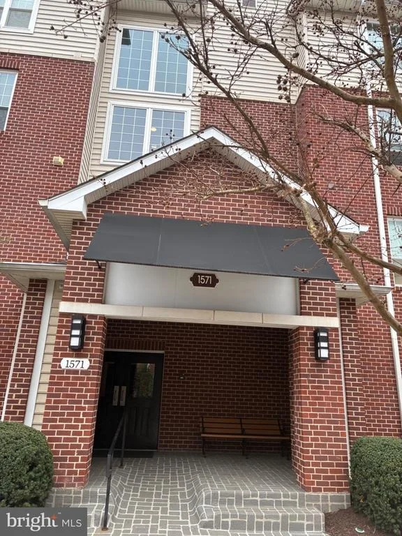 Photo of Unit 6206 at 1571 SPRING GATE DRIVE