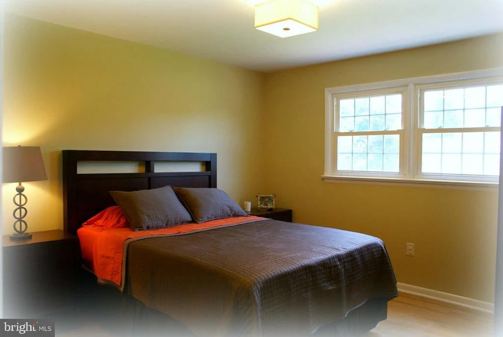 Photo of 8216 GLENDALE DRIVE