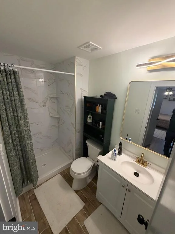 Photo of 414 TAVISTOCK