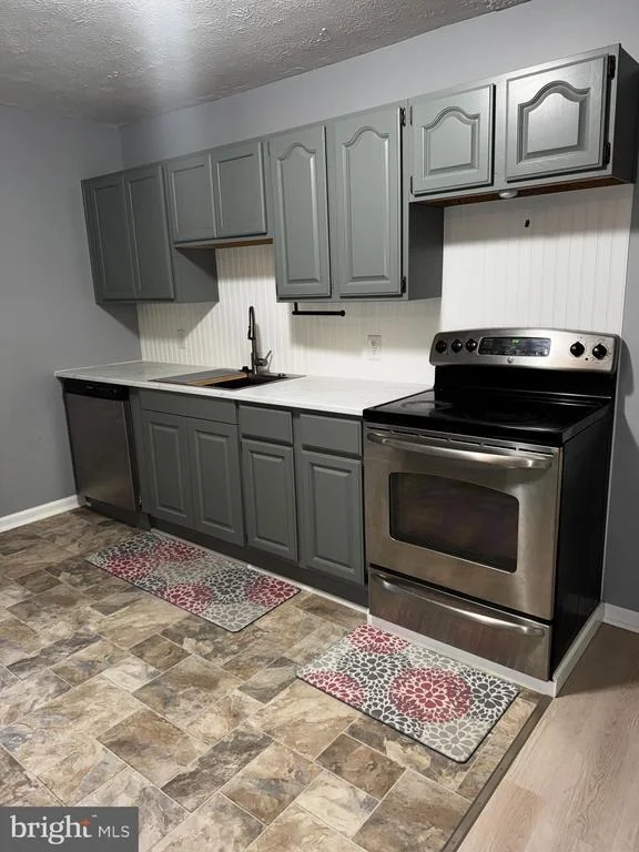 Photo of 10001 BISCAYNE LANE