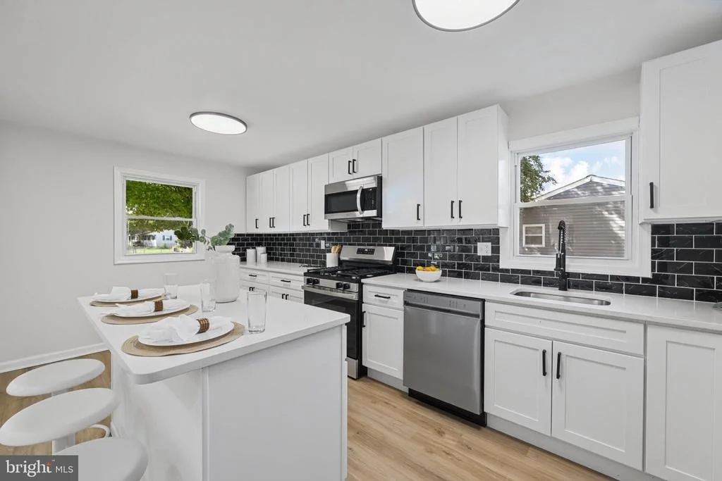 Photo of 15 PENNY LANE