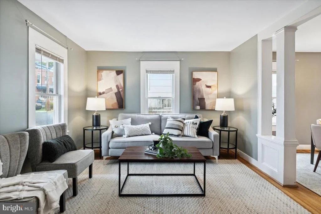 Photo of 218 5TH STREET W