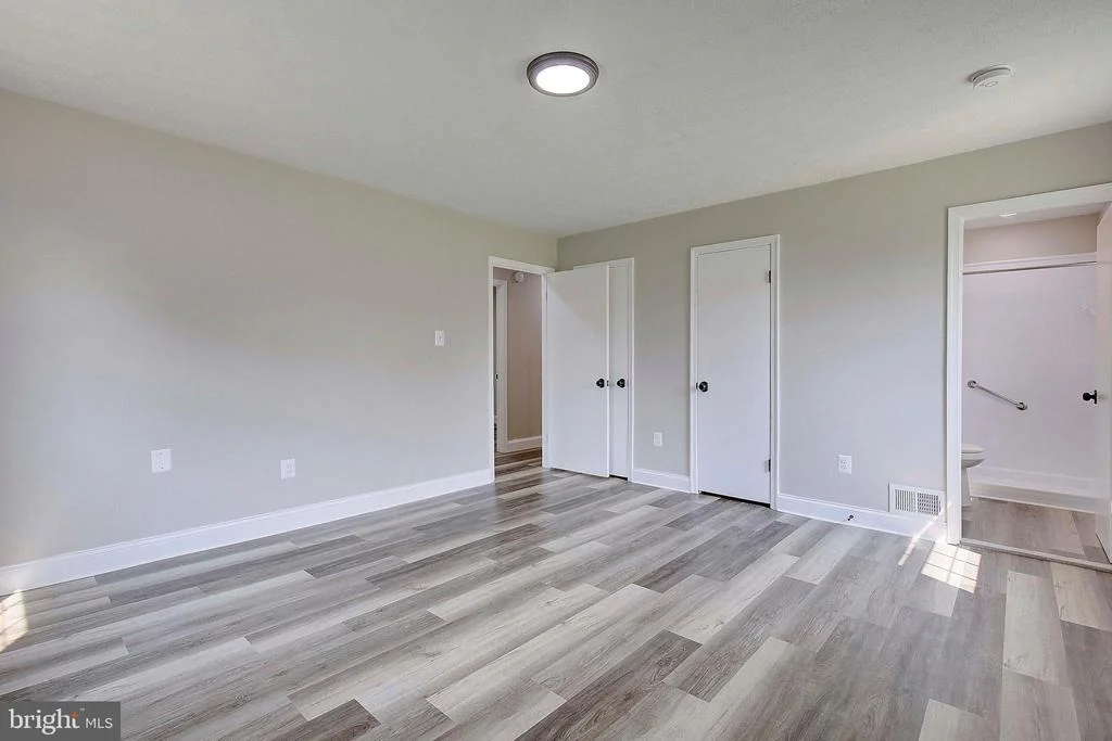 Photo of 318 OVERLOOK DRIVE