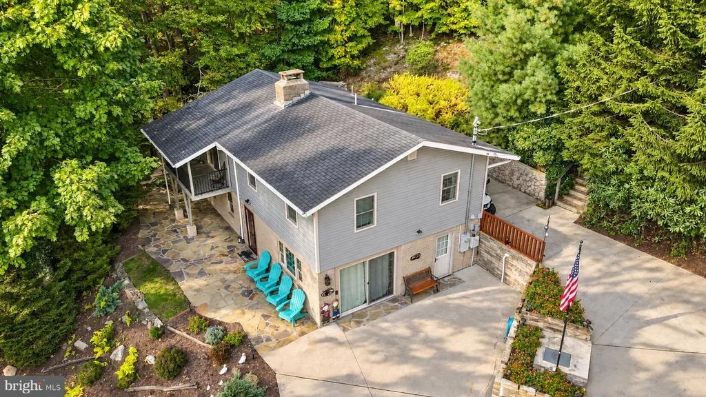 Photo of 2570 STATE PARK ROAD