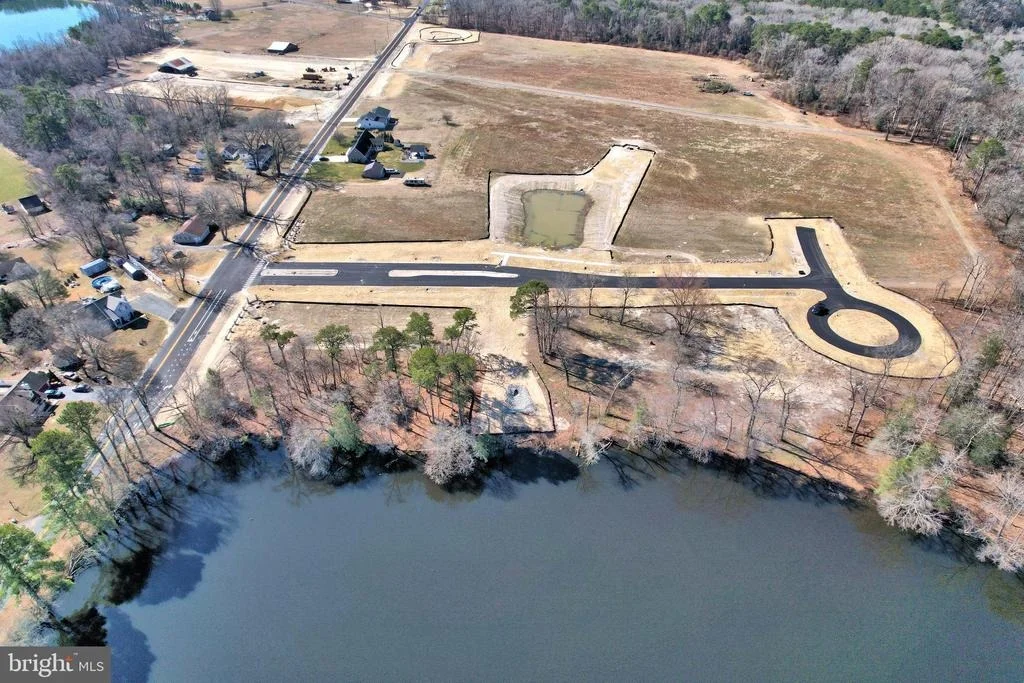 Photo of 24072 FISHERS POINT