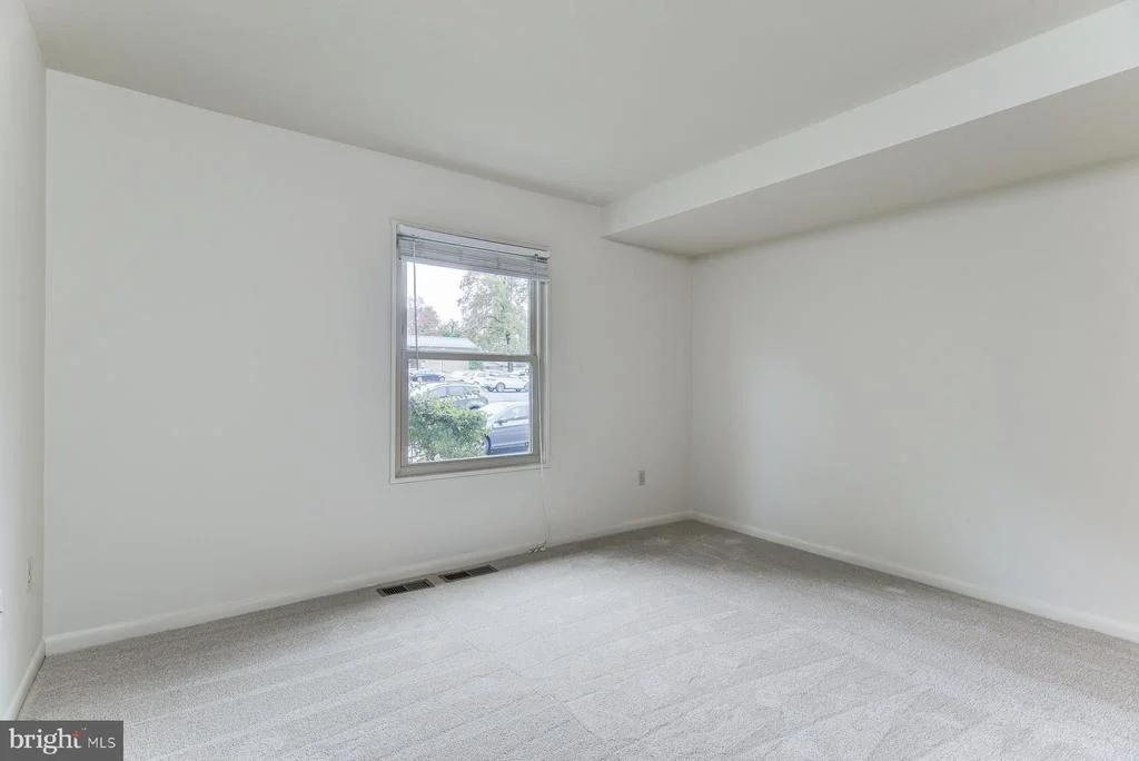 Photo of Unit 82F at 3632 GLENEAGLES DRIVE
