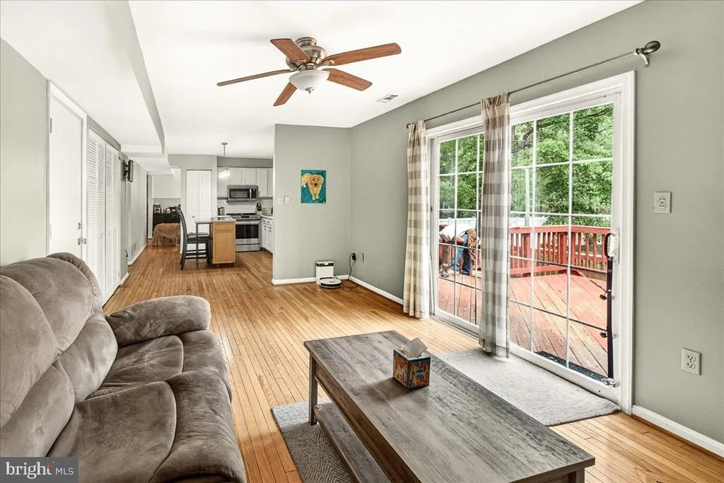 Photo of 3847 HOLLY DRIVE