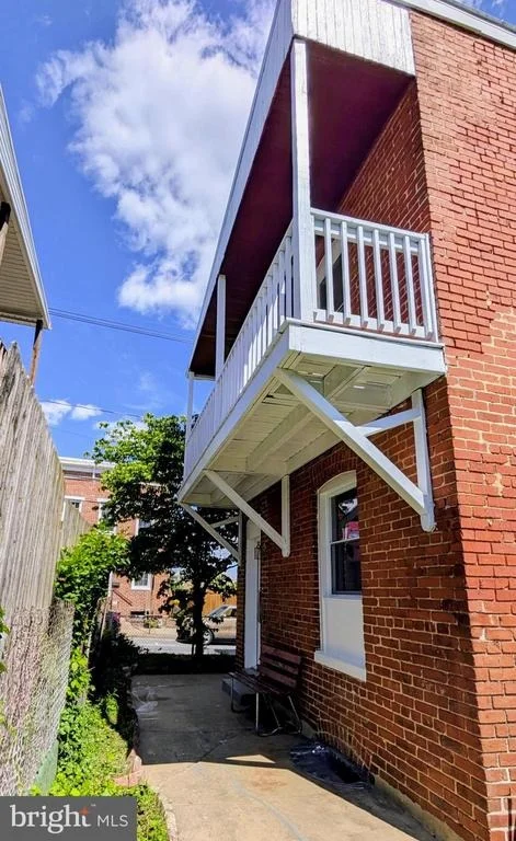 Photo of 7 N WISNER STREET