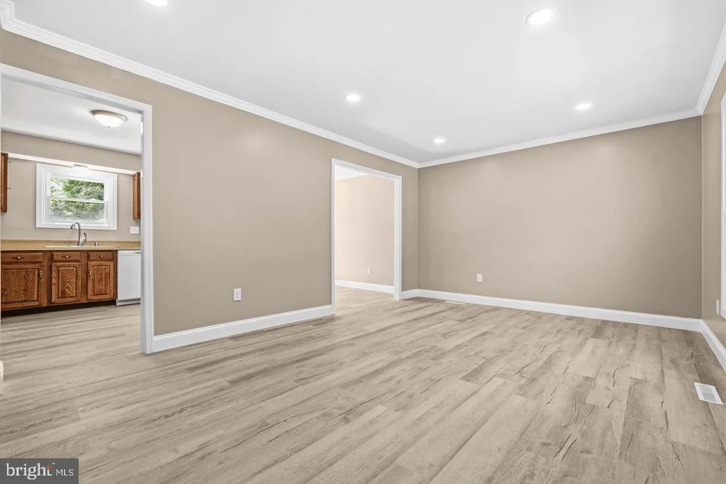 Photo of 10107 SNOWDEN ROAD