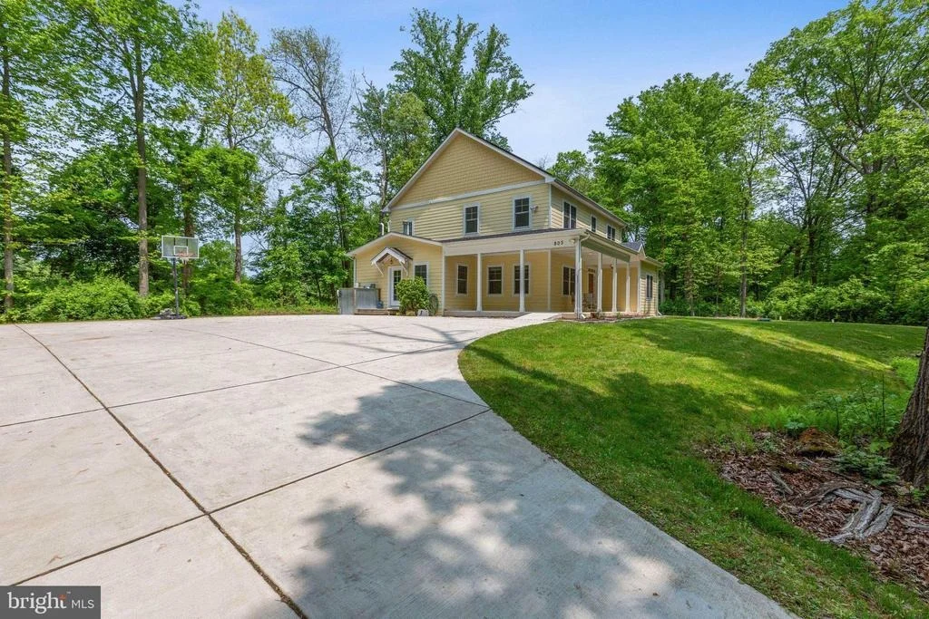 Photo of 803 NORWOOD ROAD