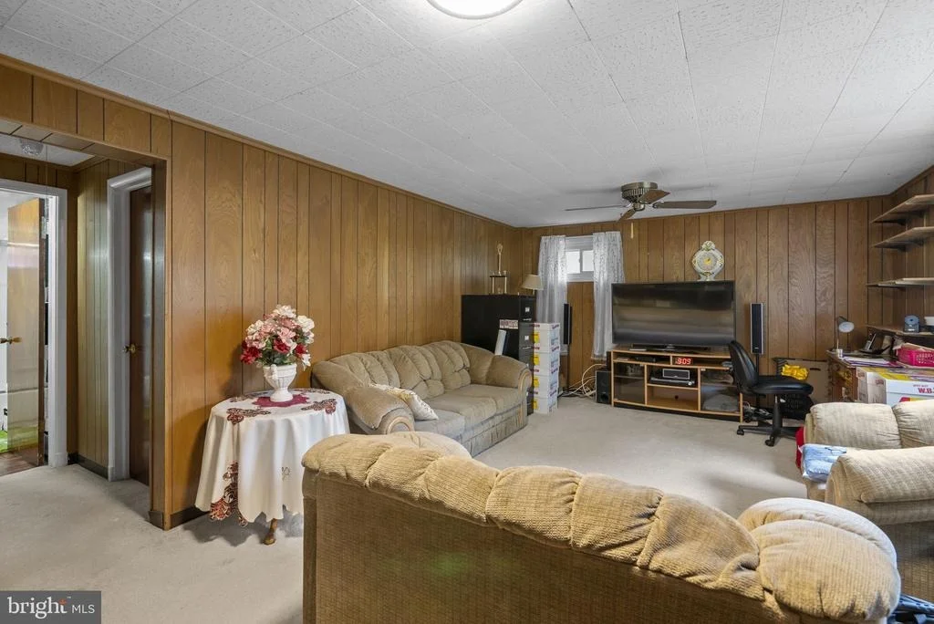 Photo of 807 SNIDER LANE