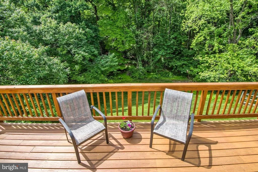 Photo of 1313 CROCKETT LANE
