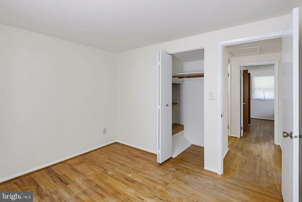 Photo of 8916 KILKENNY CIRCLE