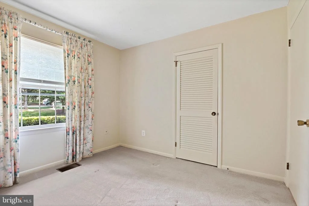 Photo of 3142 SEARSMONT PLACE