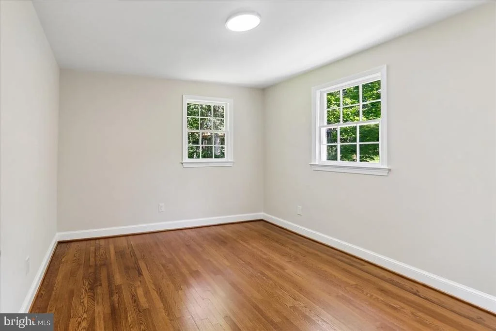 Photo of 12811 LACY DRIVE