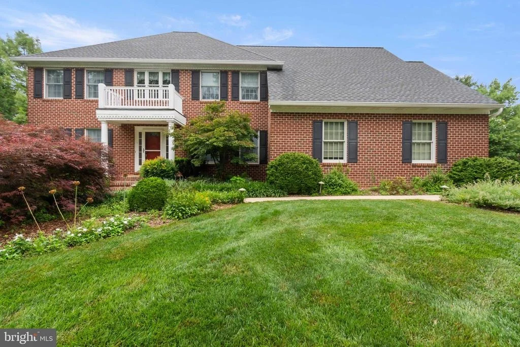 Photo of 2874 TALBERT ROAD