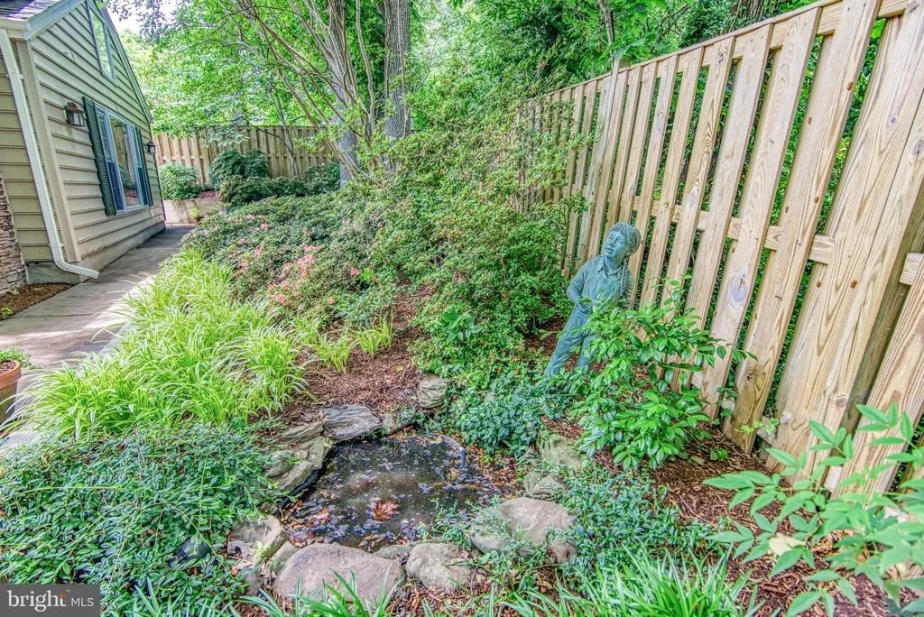 Photo of 907 JUNIPER PLACE