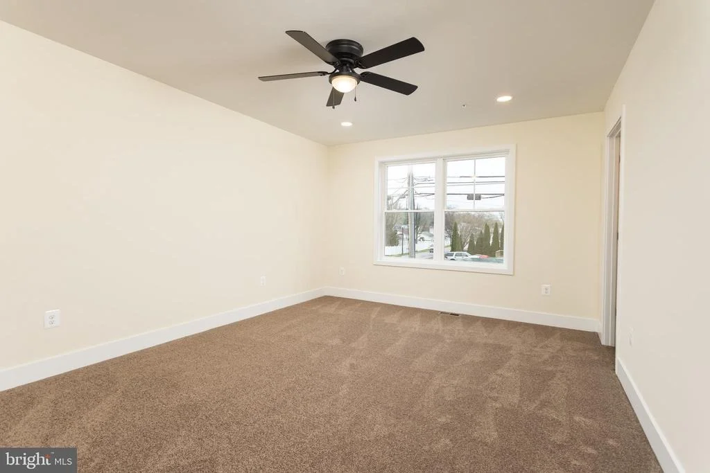 Photo of 2905 SPARROWS POINT ROAD
