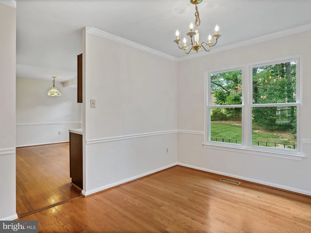 Photo of 18712 ROLLING ACRES WAY