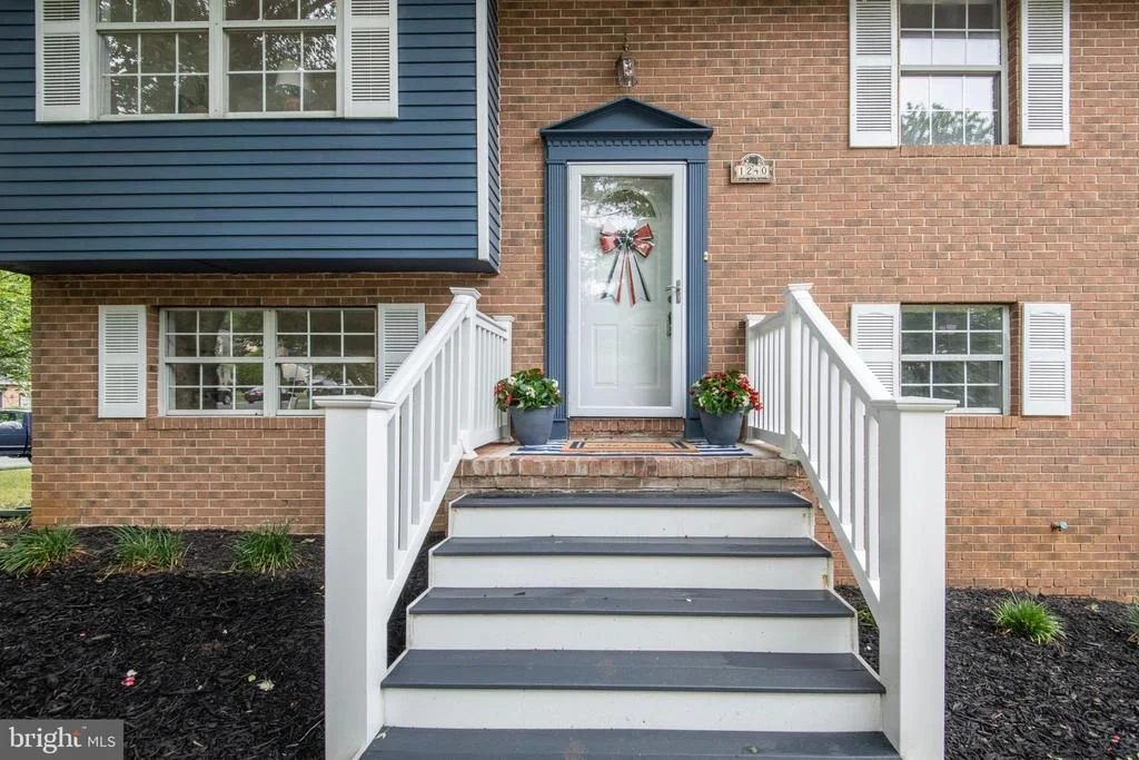 Photo of 1240 VIKING DRIVE N