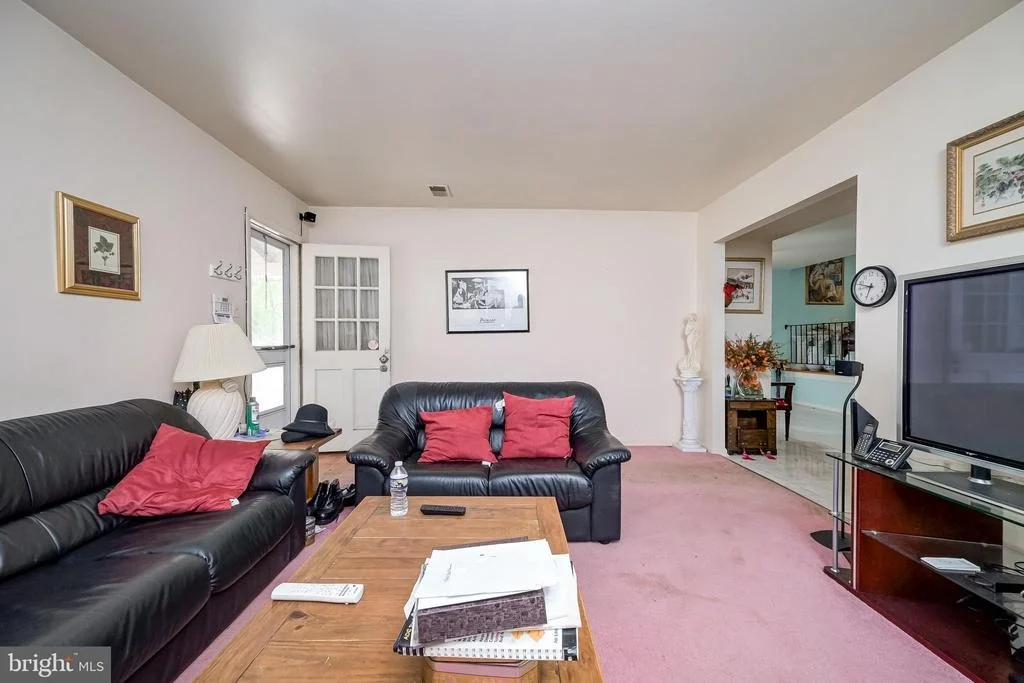 Photo of 702 BUCCANEER COURT