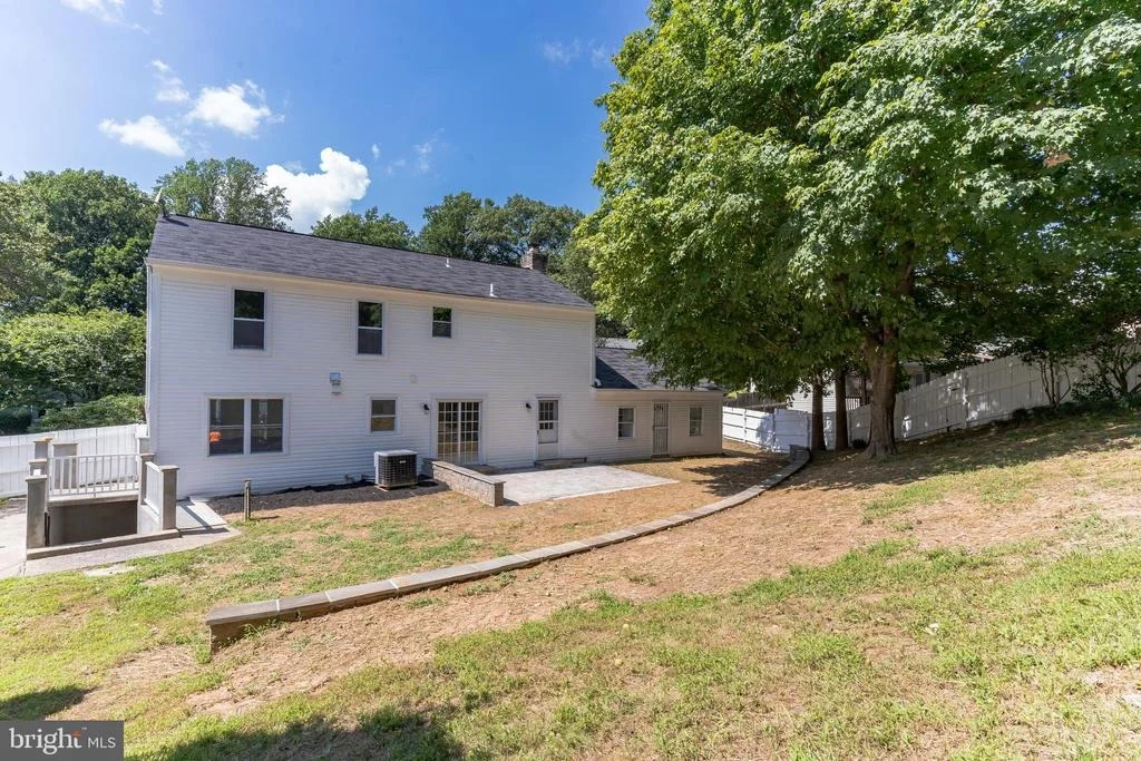 Photo of 18121 BILNEY DRIVE